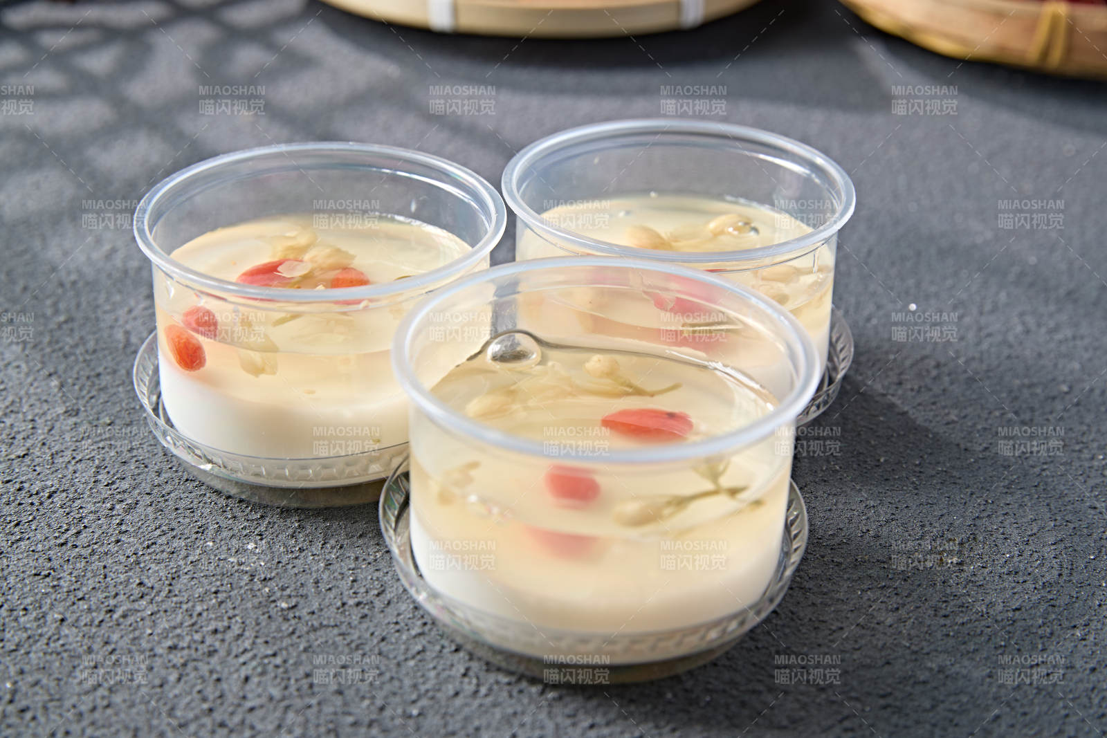 槐花枸杞滋补草原风味纯醸老酸奶