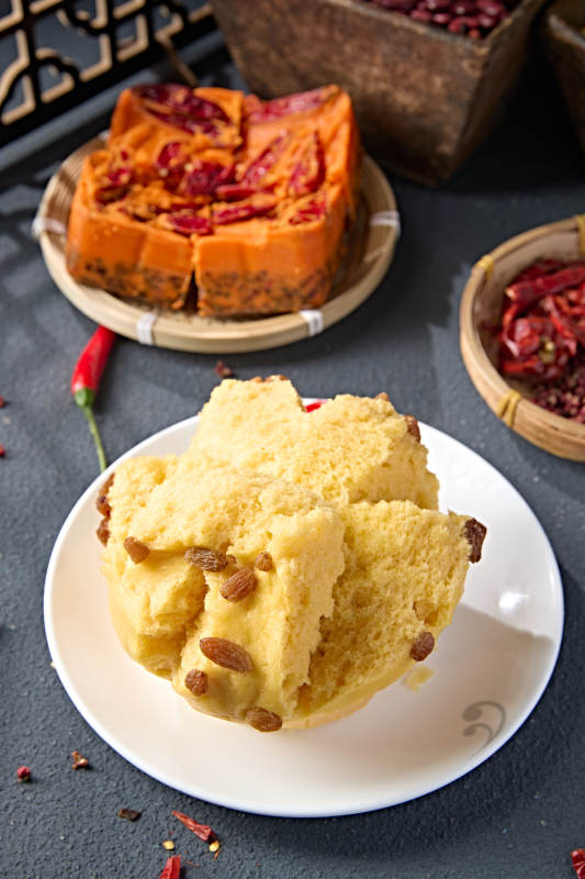 香蒸美味葡萄干玉米糜子面黃饃饃