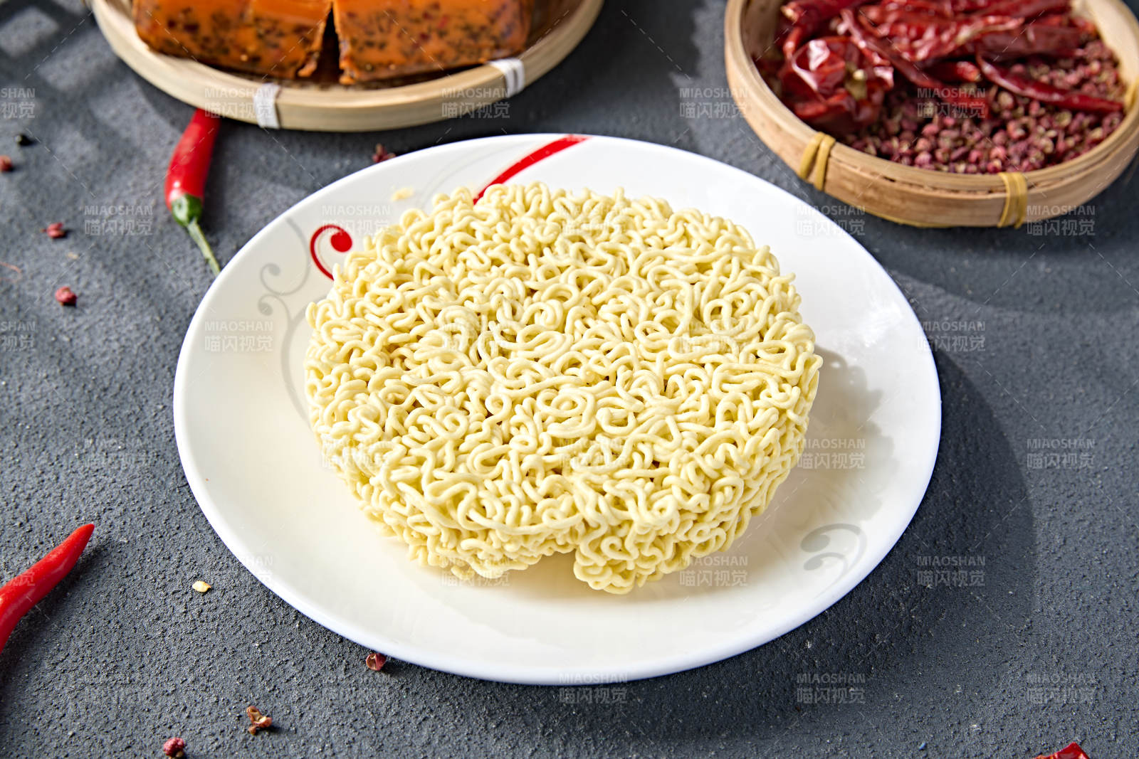 高档火锅料理食材方便面饼