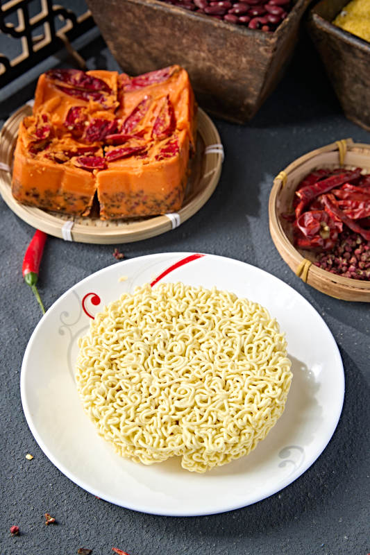 高檔火鍋料理食材方便面餅