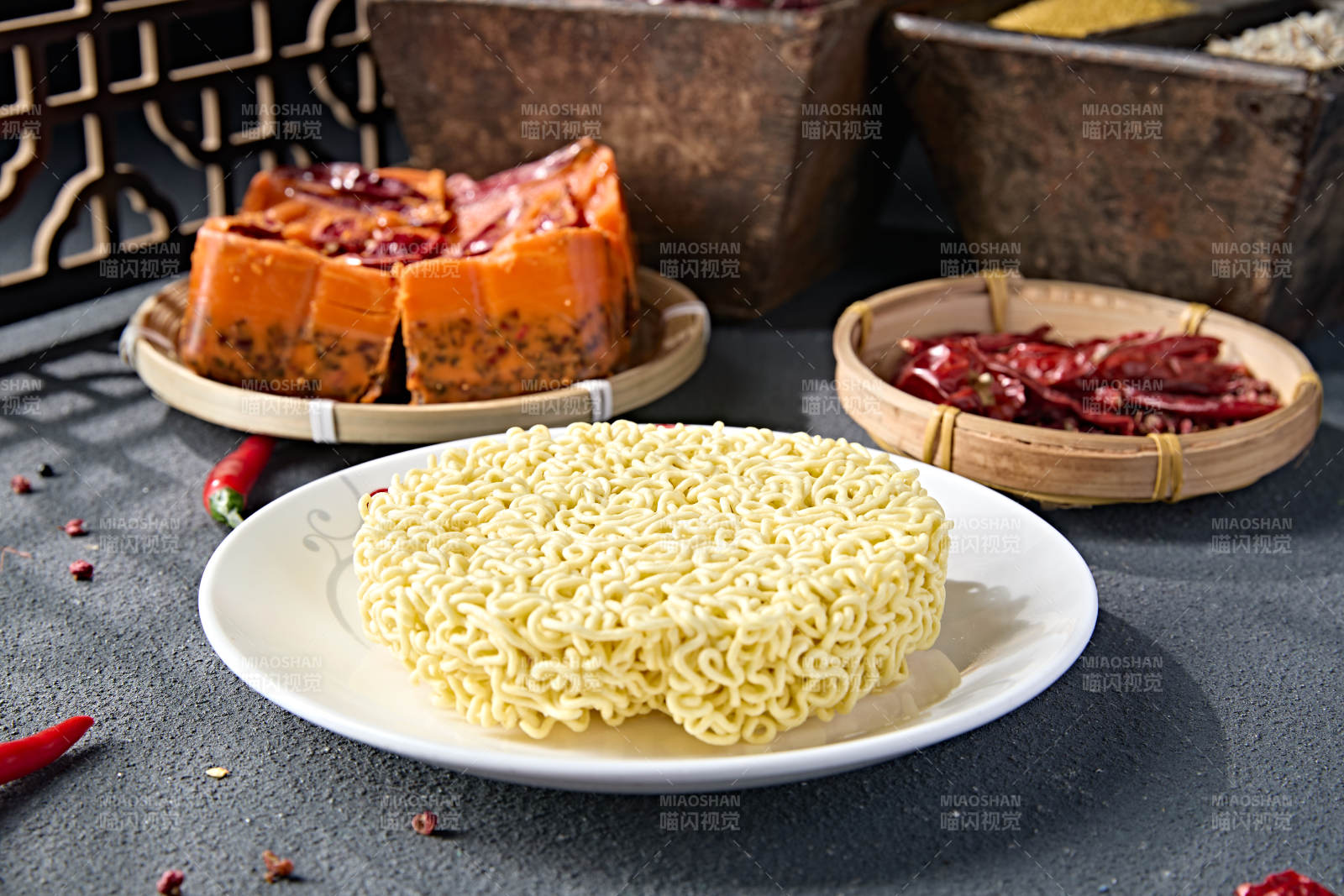 高档火锅料理食材方便面饼