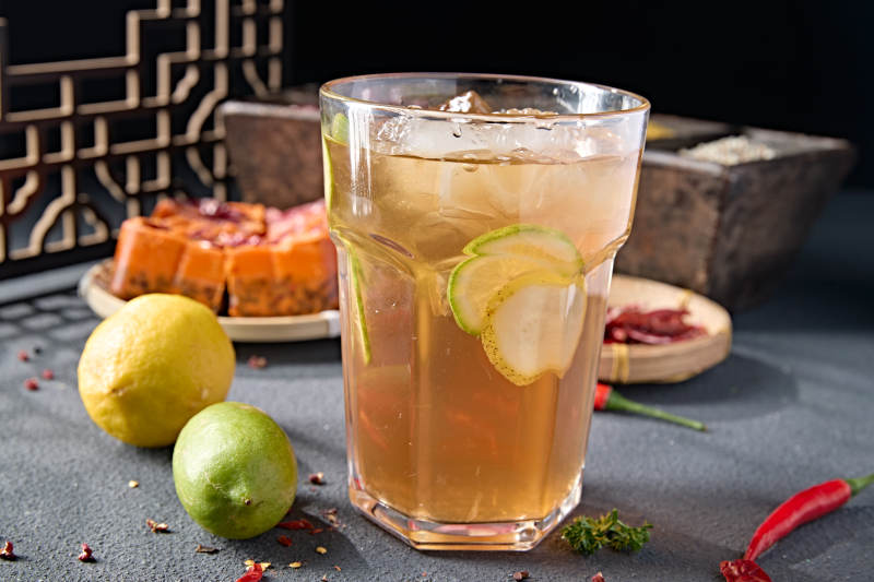 解暑饮料冰红茶柠檬冰红茶冰乌龙茶