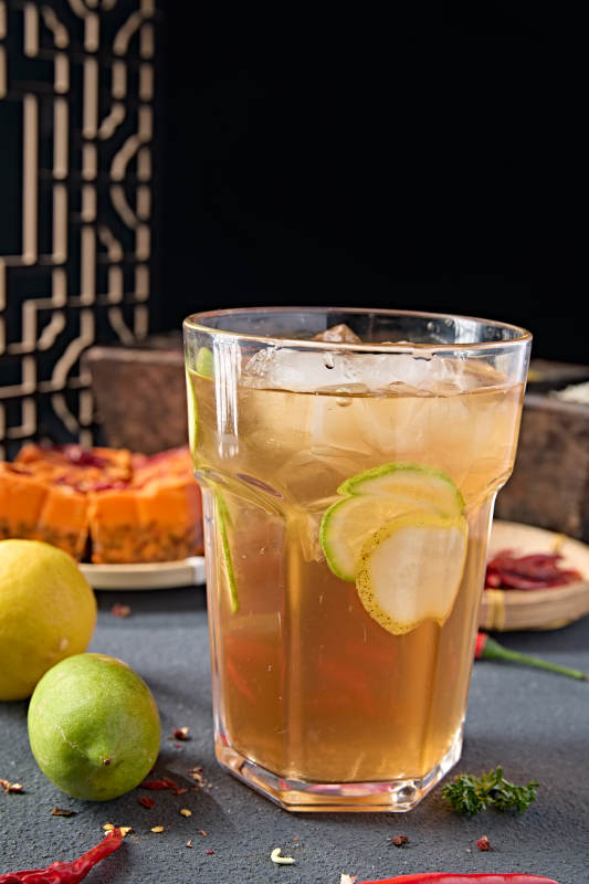 解暑饮料冰红茶柠檬冰红茶冰乌龙茶