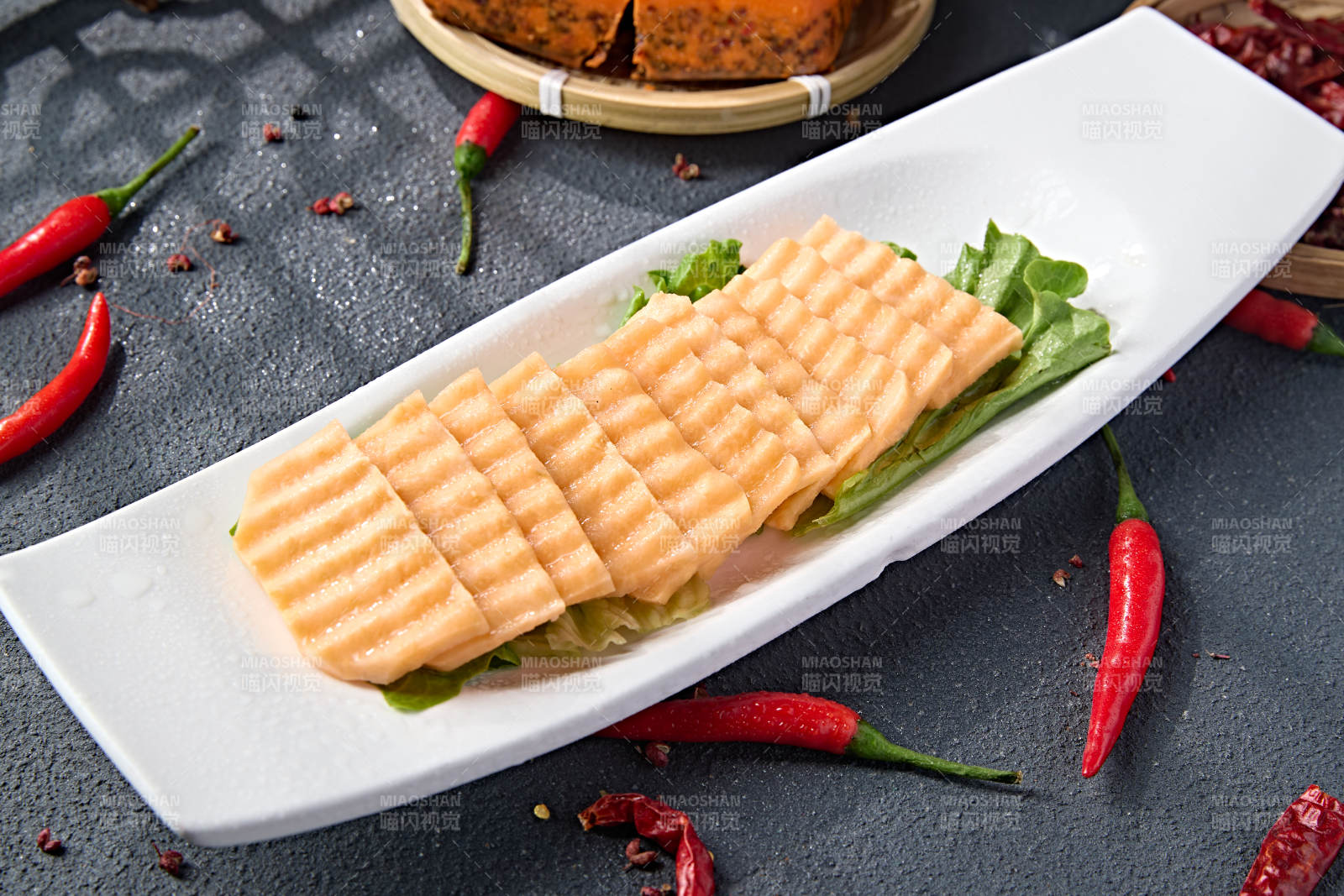 新鲜狼牙红薯切片