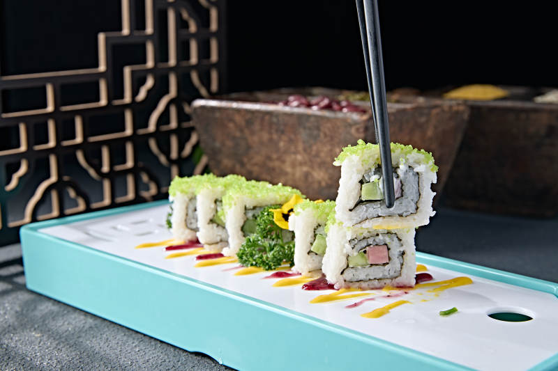 鲜果什锦太卷紫菜包饭