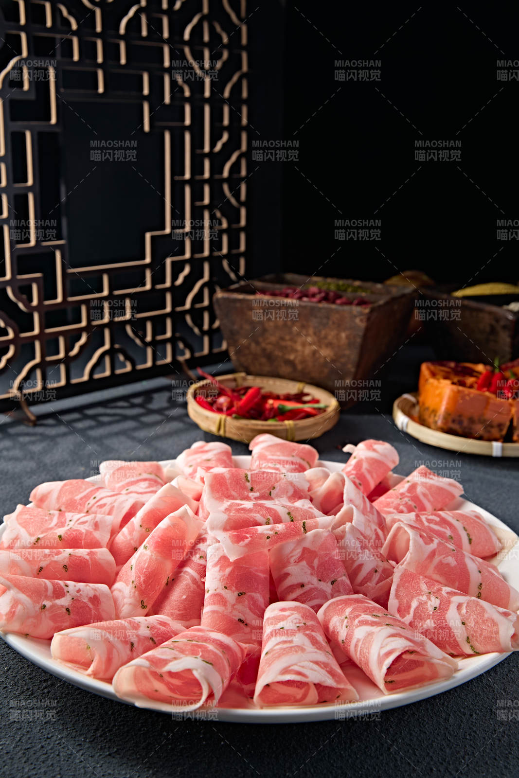 内蒙草原沙葱羔羊肉卷切片