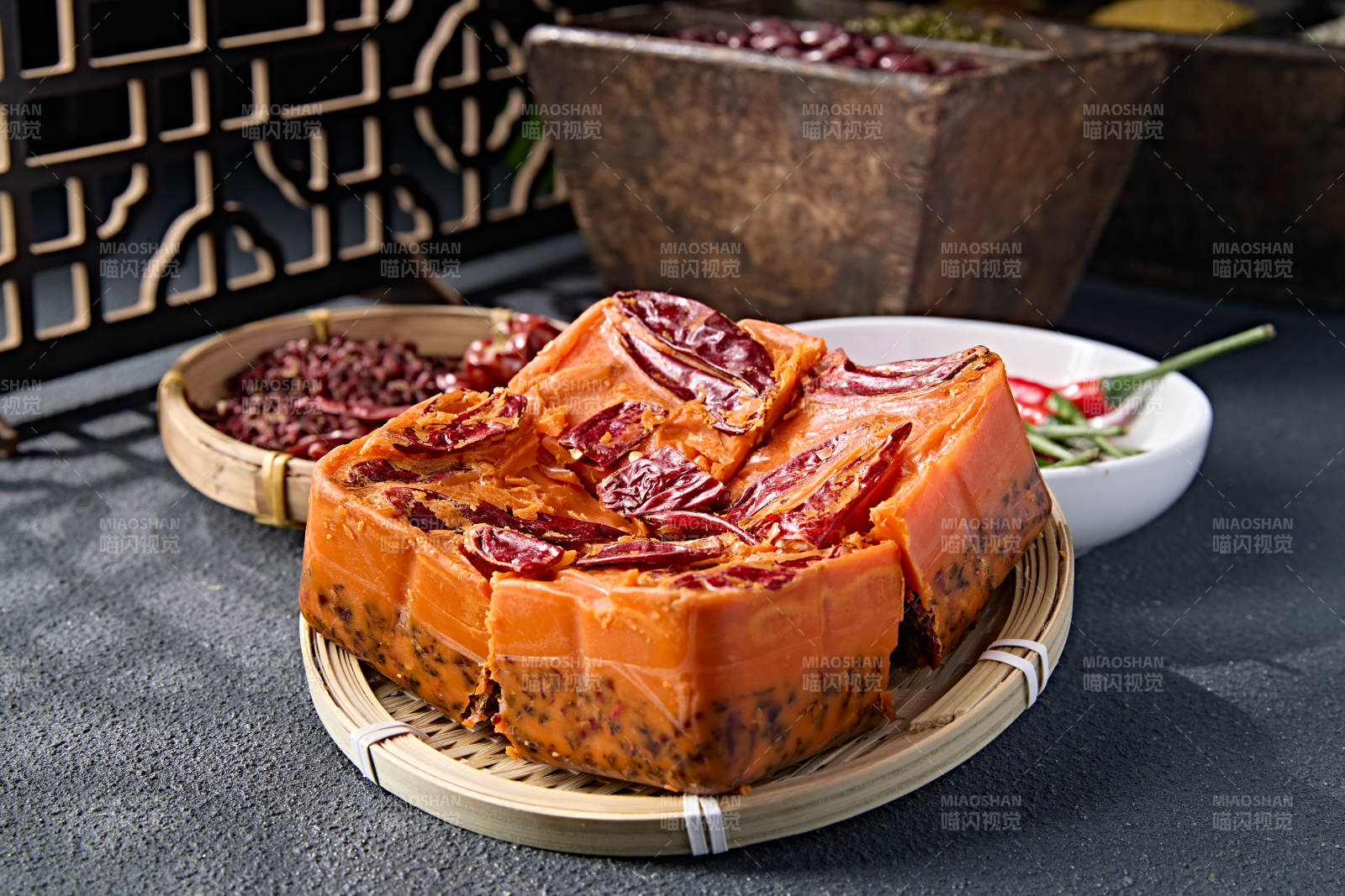 重慶傳統(tǒng)香辣塊狀牛油火鍋底料