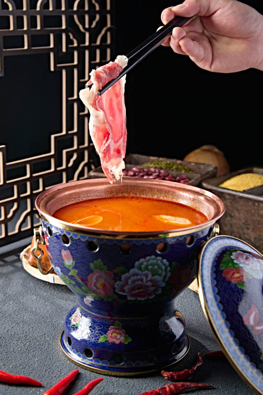 景泰蓝小火锅汤底番茄菌汤锅底