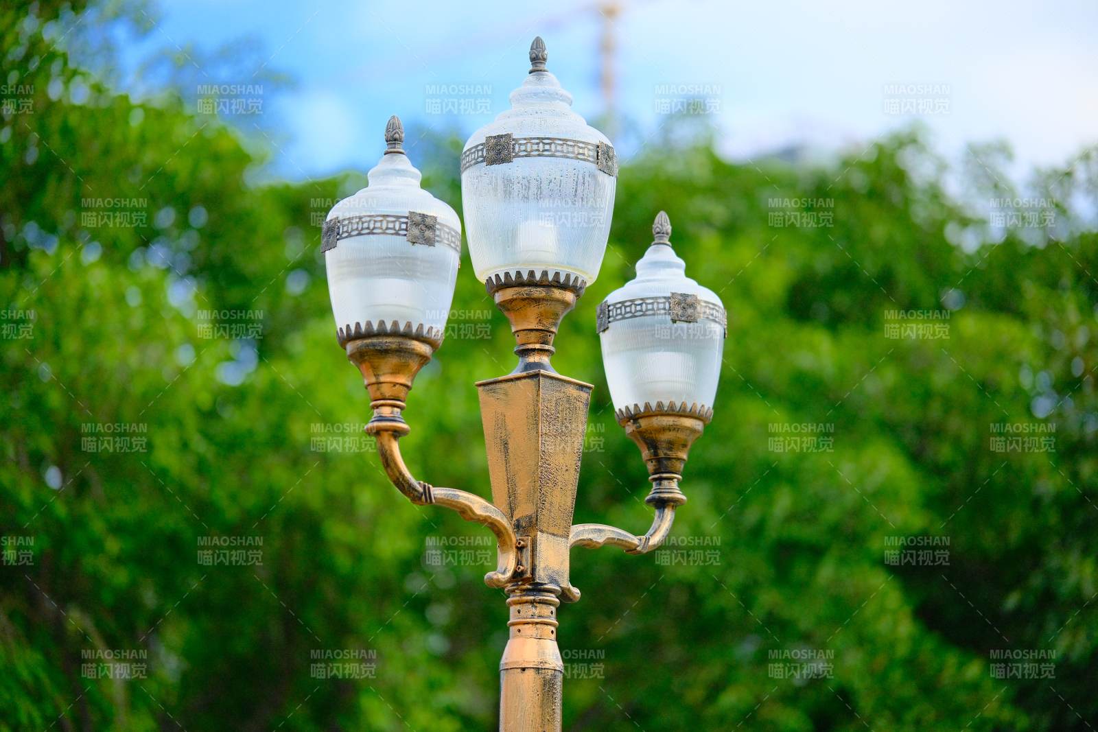 古典路燈三頭燈