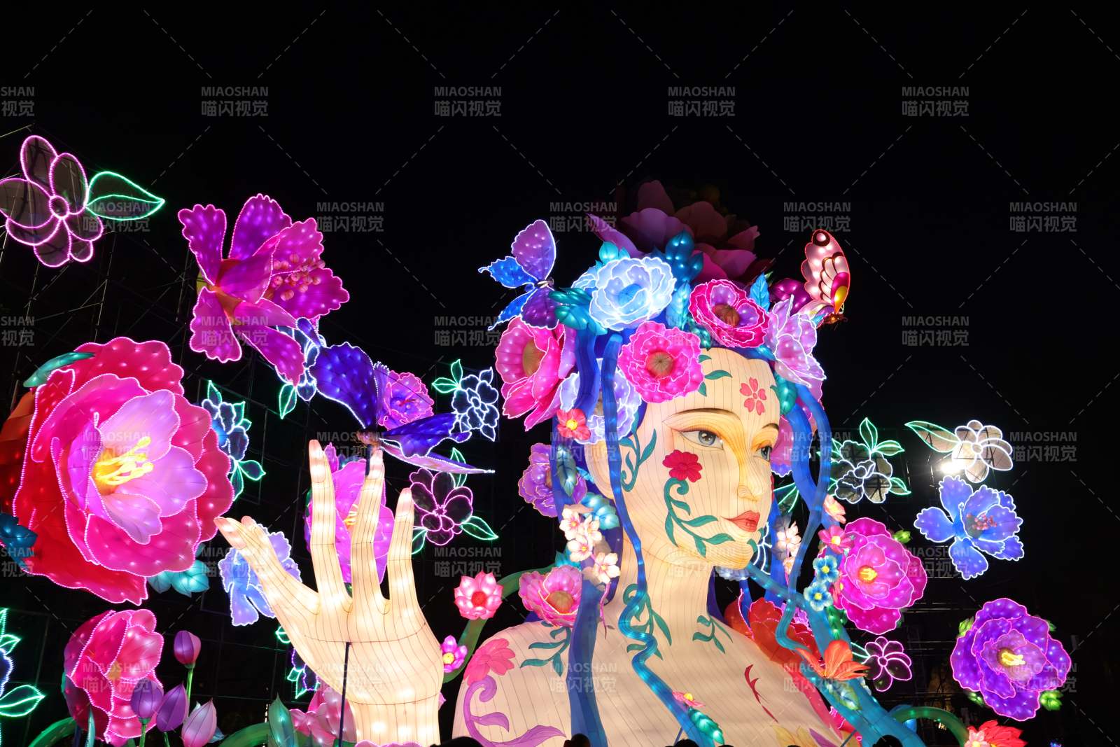 云南花漾女神夜光秀