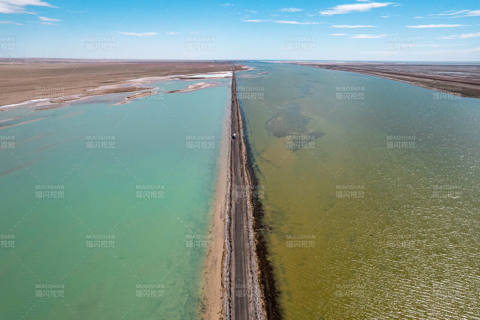 青海双色湖茫崖翡翠湖水上雅丹自驾水上公路