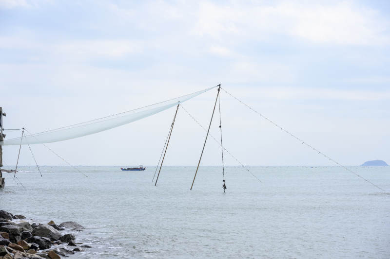 白塘湾海边渔网静景