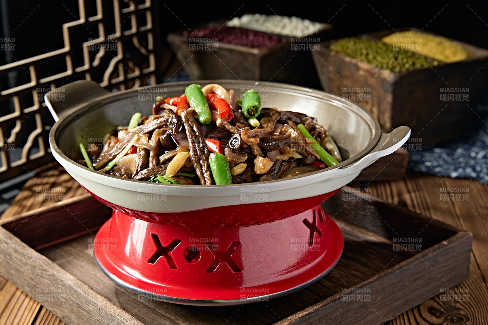 杭椒蒜香鍋?zhàn)胁铇涔?>
      </div>
      <div   id=