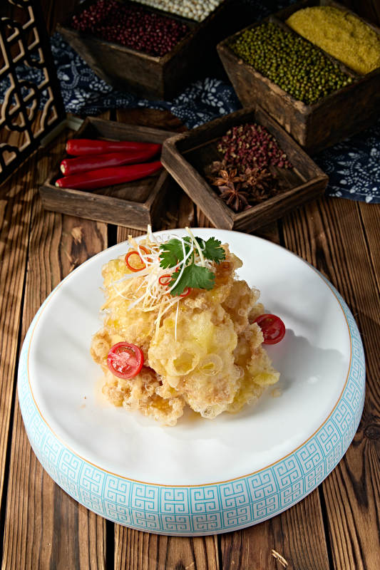 经典东北美食干炸锅包肉