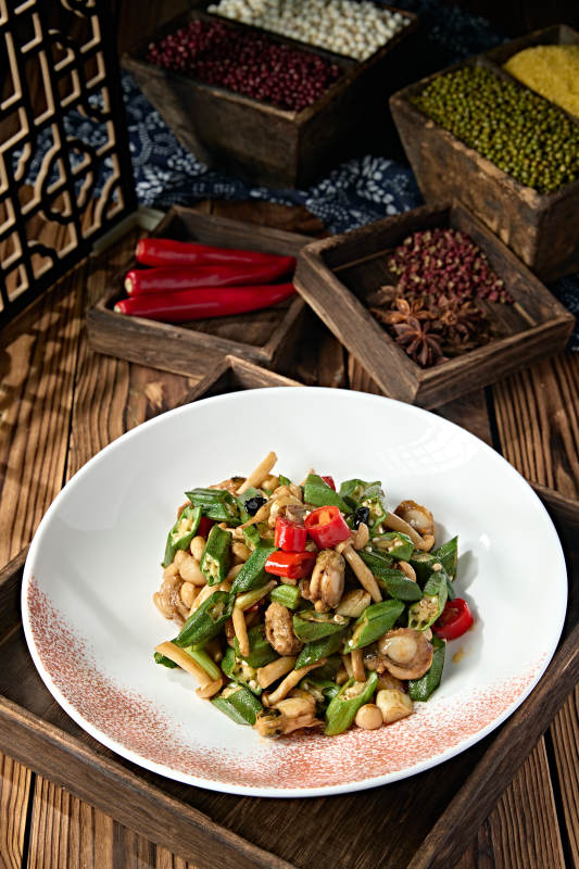 米椒白玉菇小炒秋葵扇贝肉