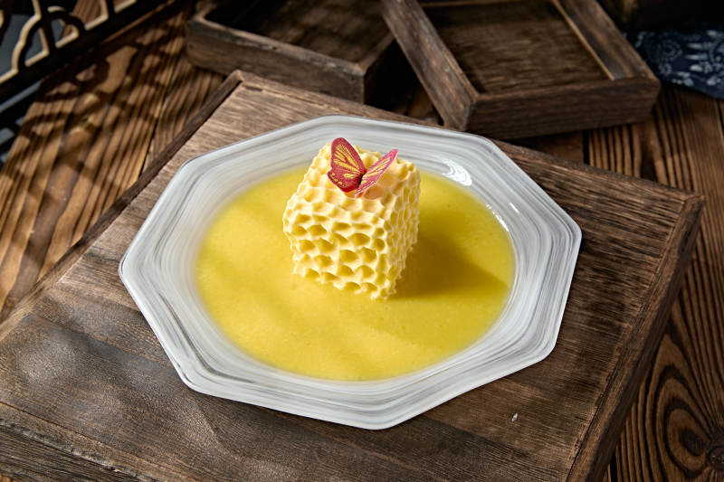 港式茶餐鸡蛋鲜奶香滑布丁