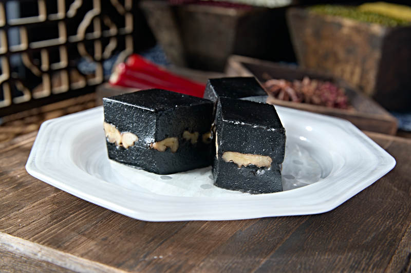 美味茶餐核桃仁黑芝麻糕