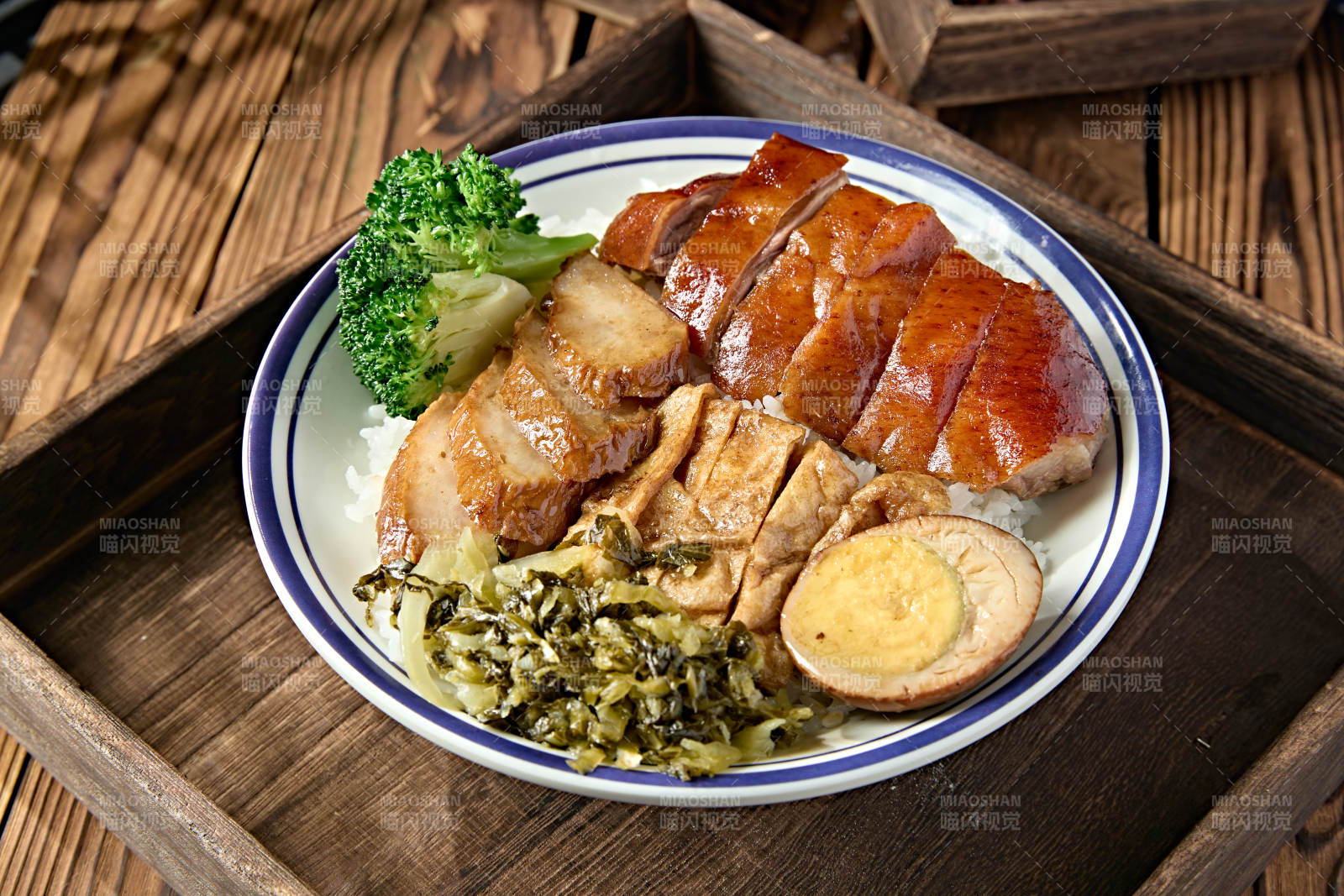 广式叉烧拼烧鹅饭