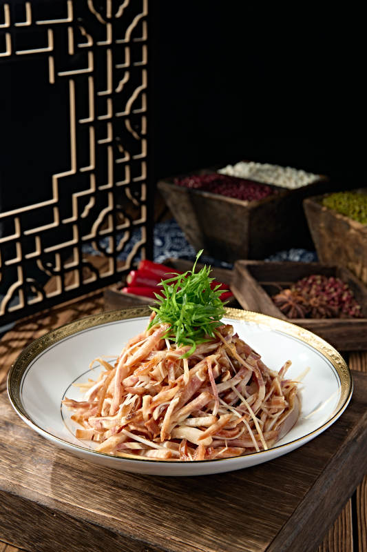 精美凉菜凉拌美味猪耳丝