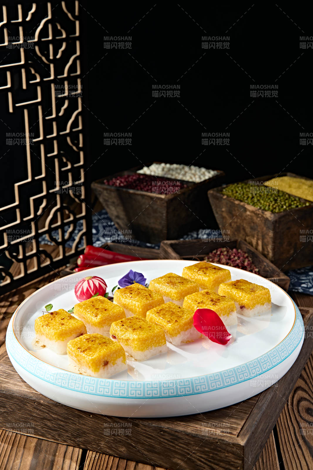 桂花醬雙色小米糯米涼糕