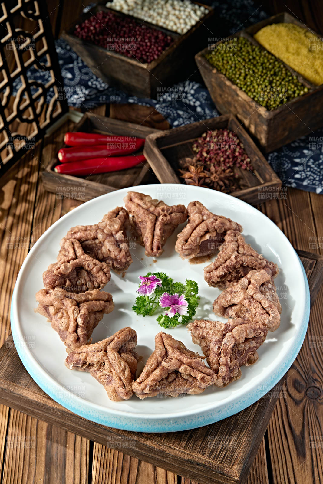 張垣美食黑米油炸糕