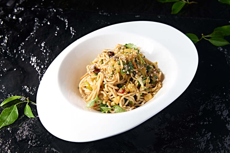 地方风味凉菜凉拌莜面饸饹