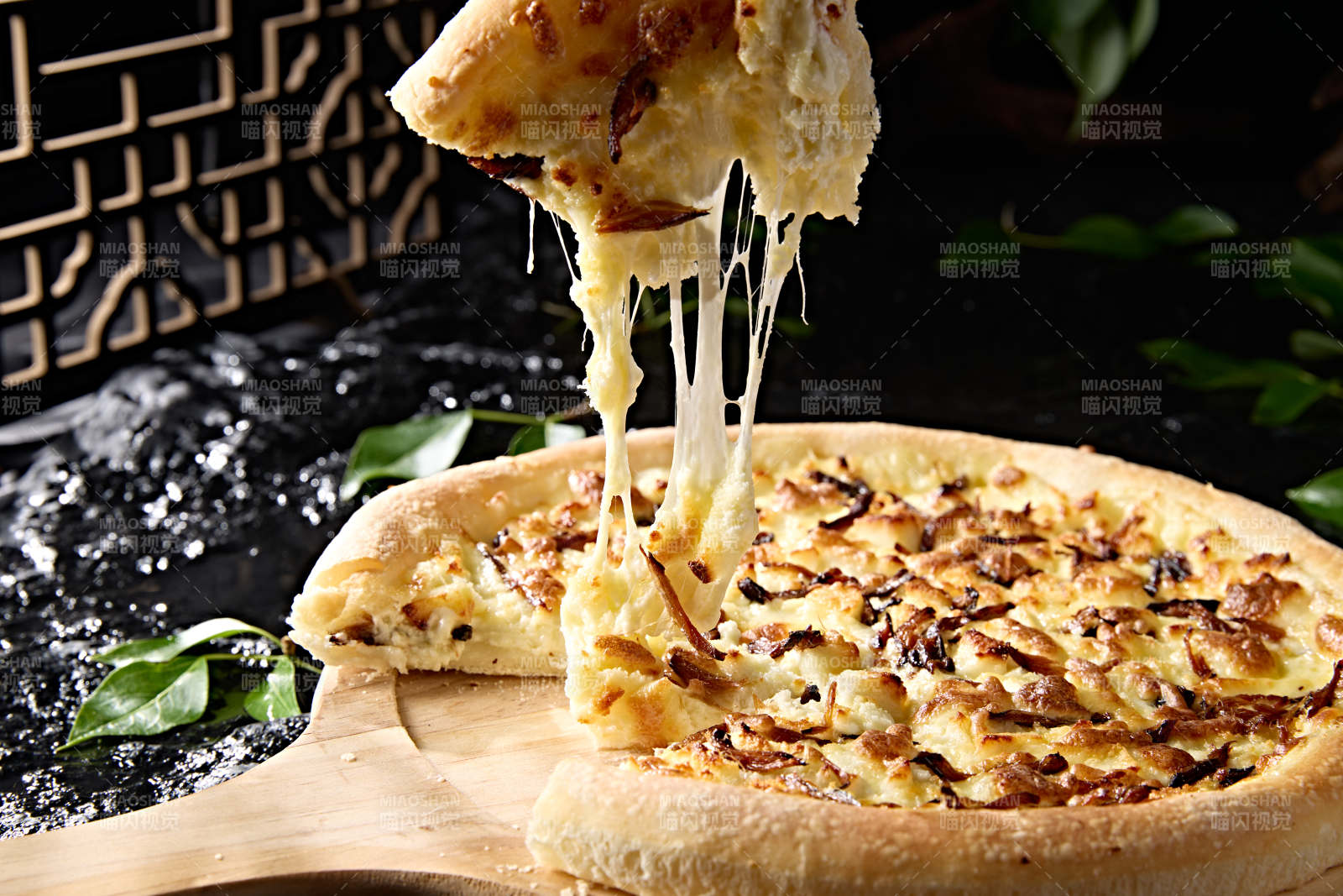 意大利传统美食烤披萨