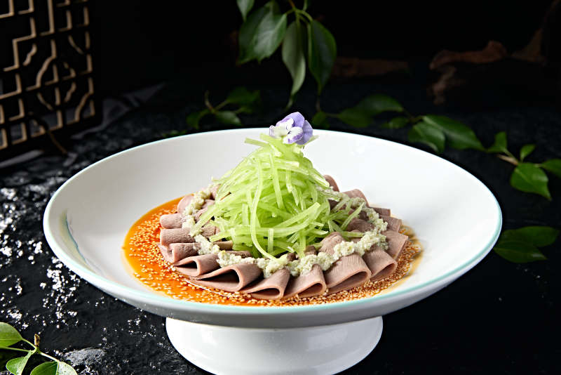 红油笋丝蒜香牛口条切片