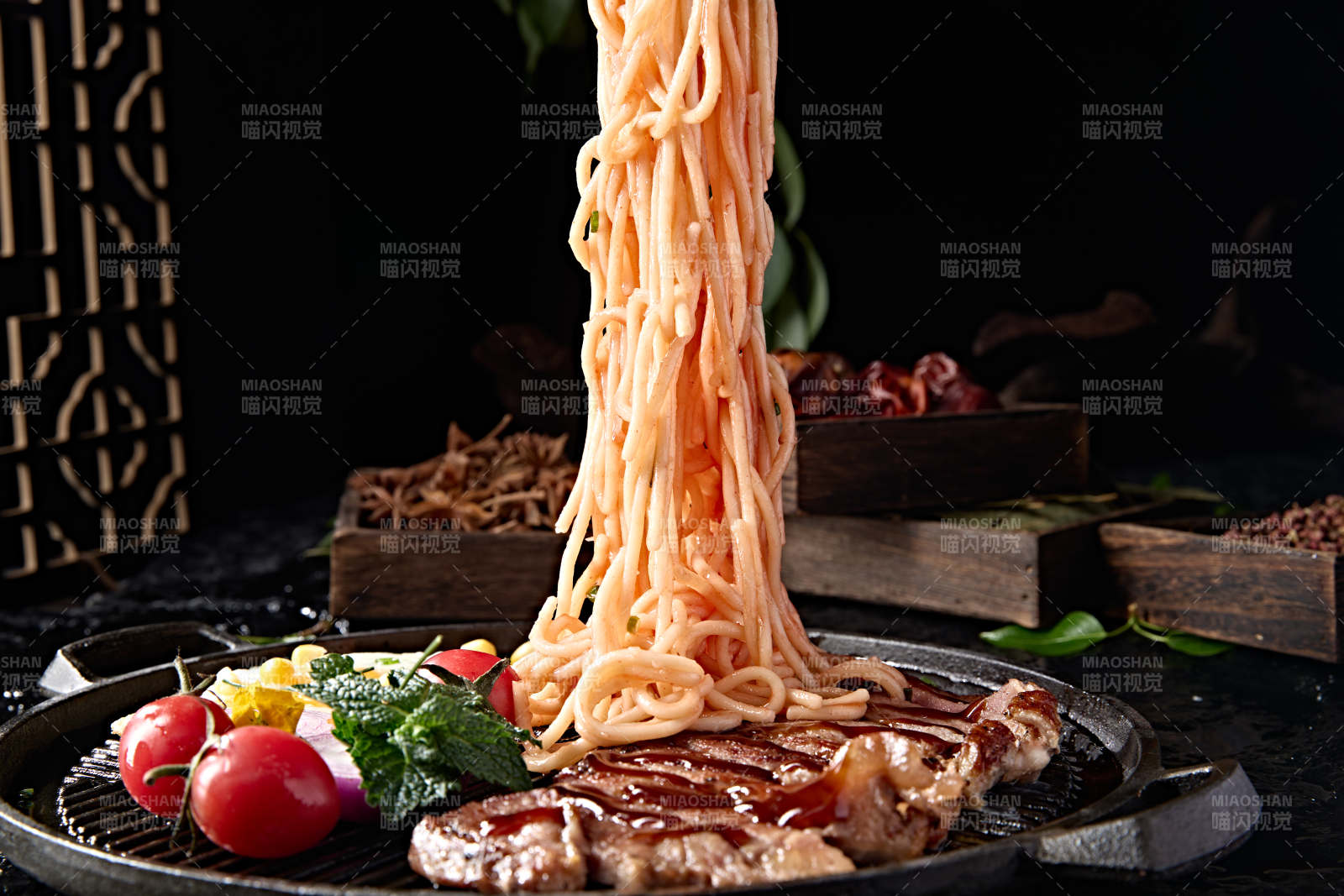 西餐没事煎安格斯牛排配番茄意面