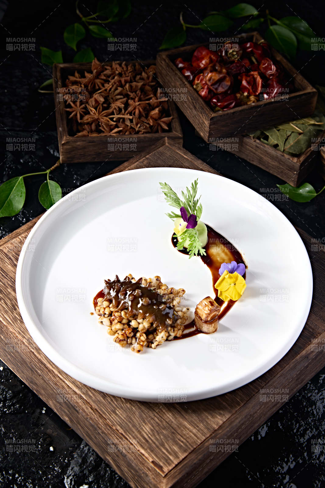 高端美食薏米炖辽参