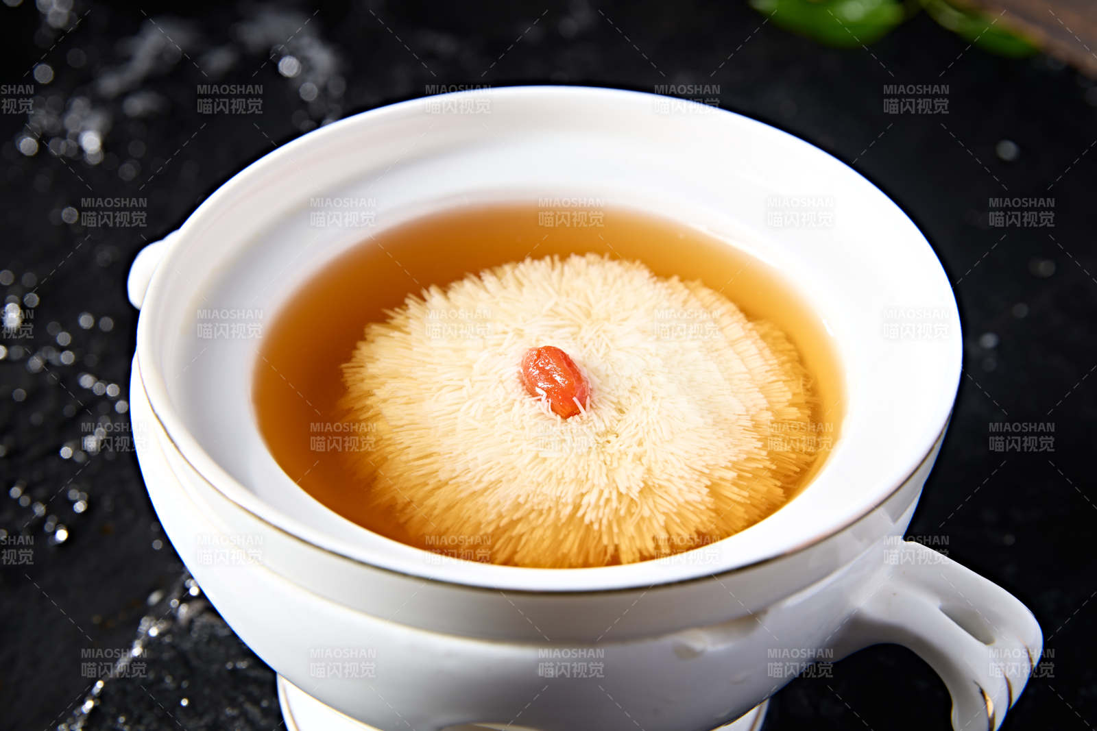 一品上湯枸杞燉文菊豆腐