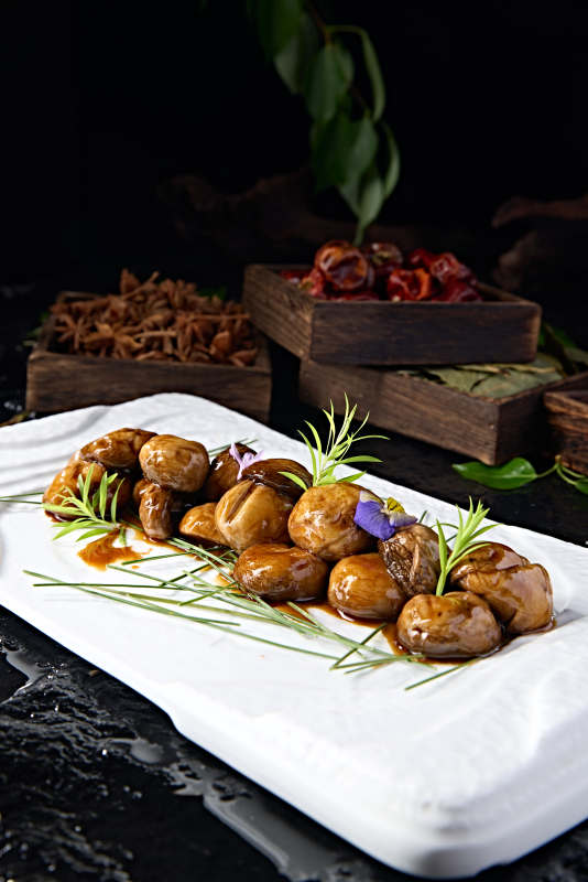 酱烧松香塞外口蘑