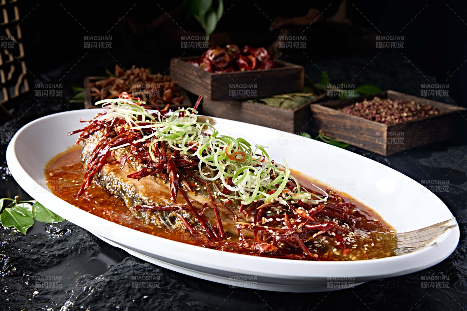 川香辣味干烧大鲤鱼