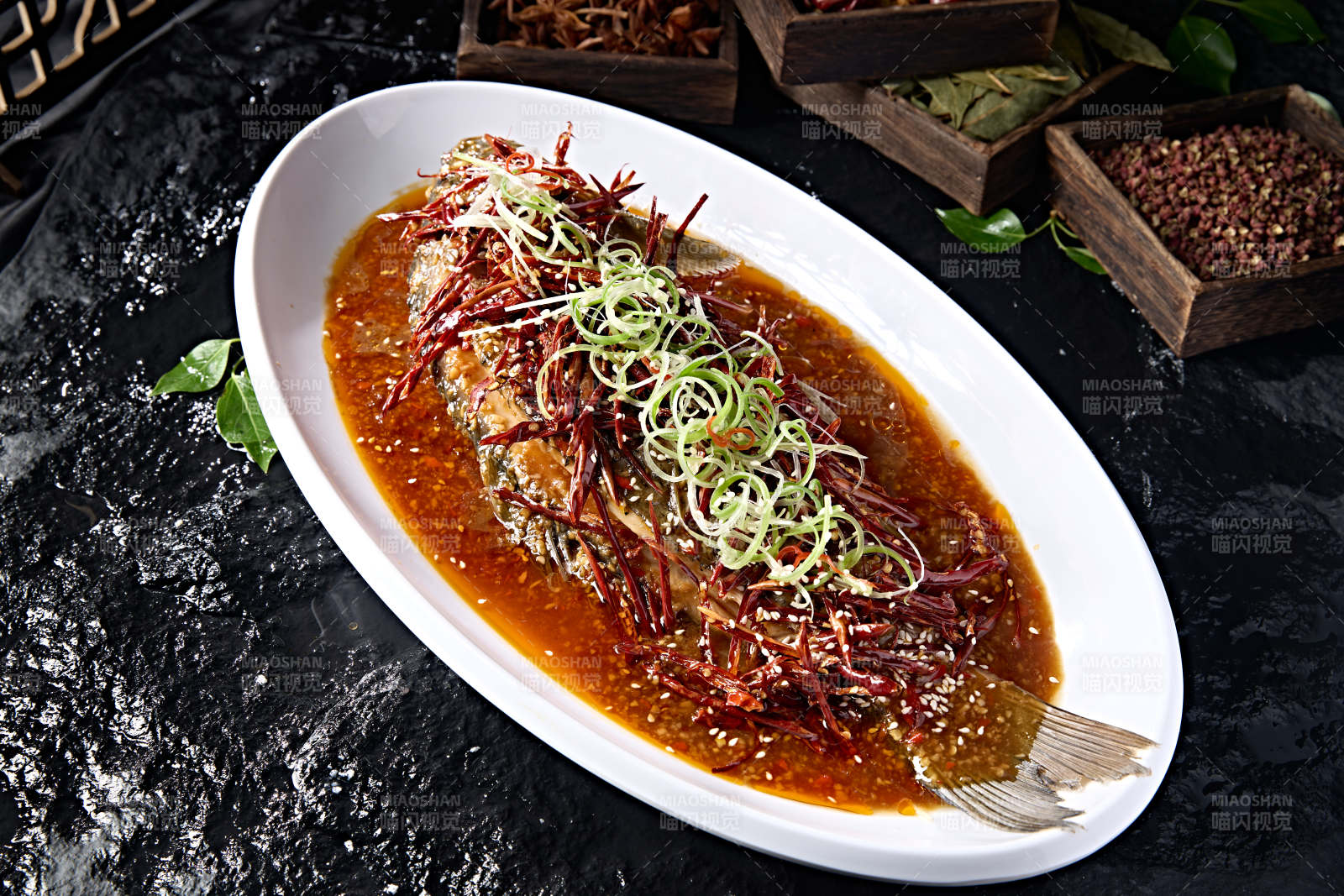 川香辣味干烧大鲤鱼