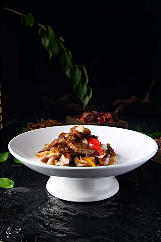 黑胡椒醬燒彩椒小洋蔥牛仔肉