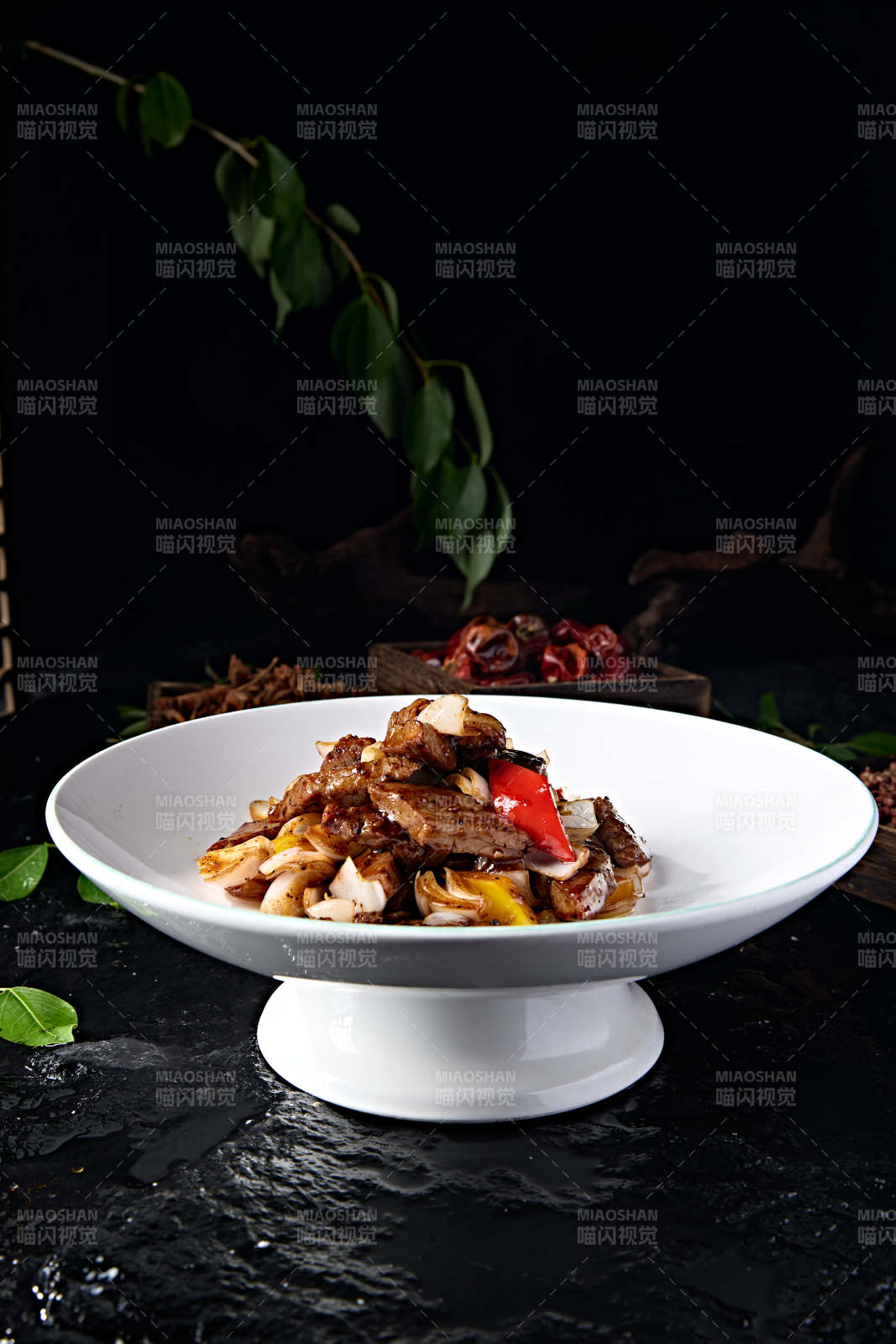 黑胡椒醬燒彩椒小洋蔥牛仔肉