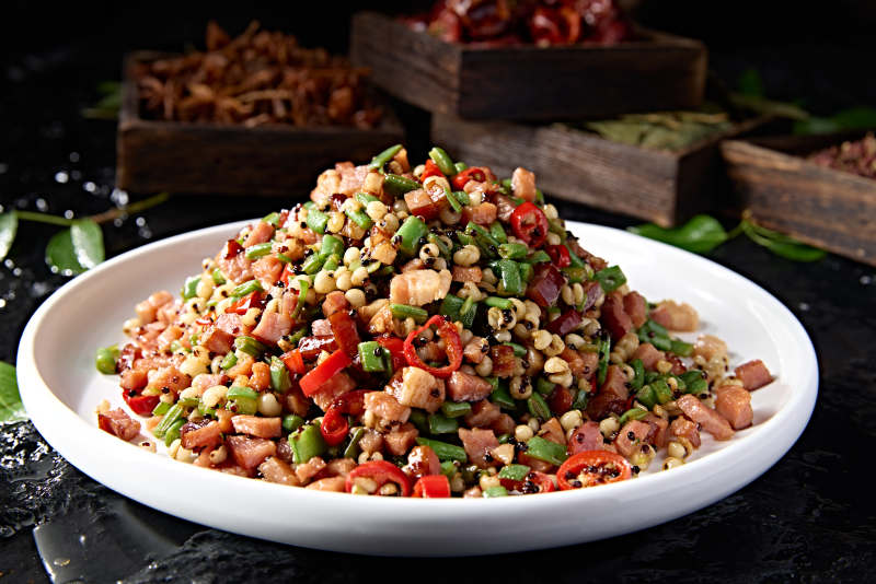 藜麥薏米剁椒小炒豇豆臘肉碎