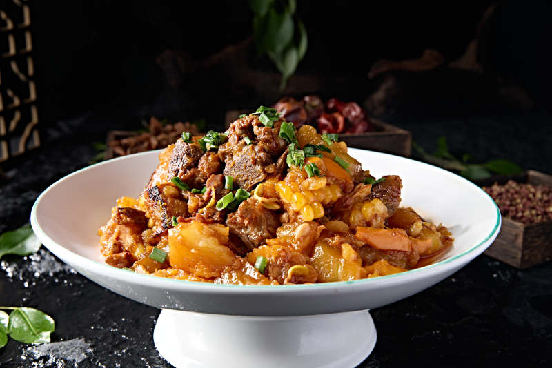 東北農家燉菜南瓜土豆玉米燉豬骨