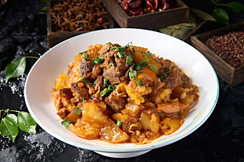 東北農家燉菜南瓜土豆玉米燉豬骨