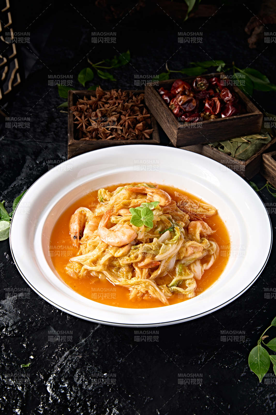 美味浓汤大虾烧白菜