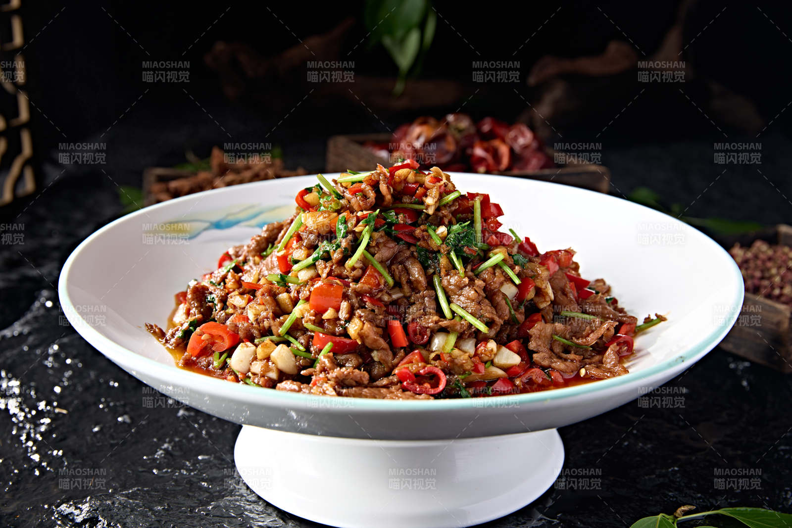 湘菜小炒蒜香剁椒小炒黃牛肉