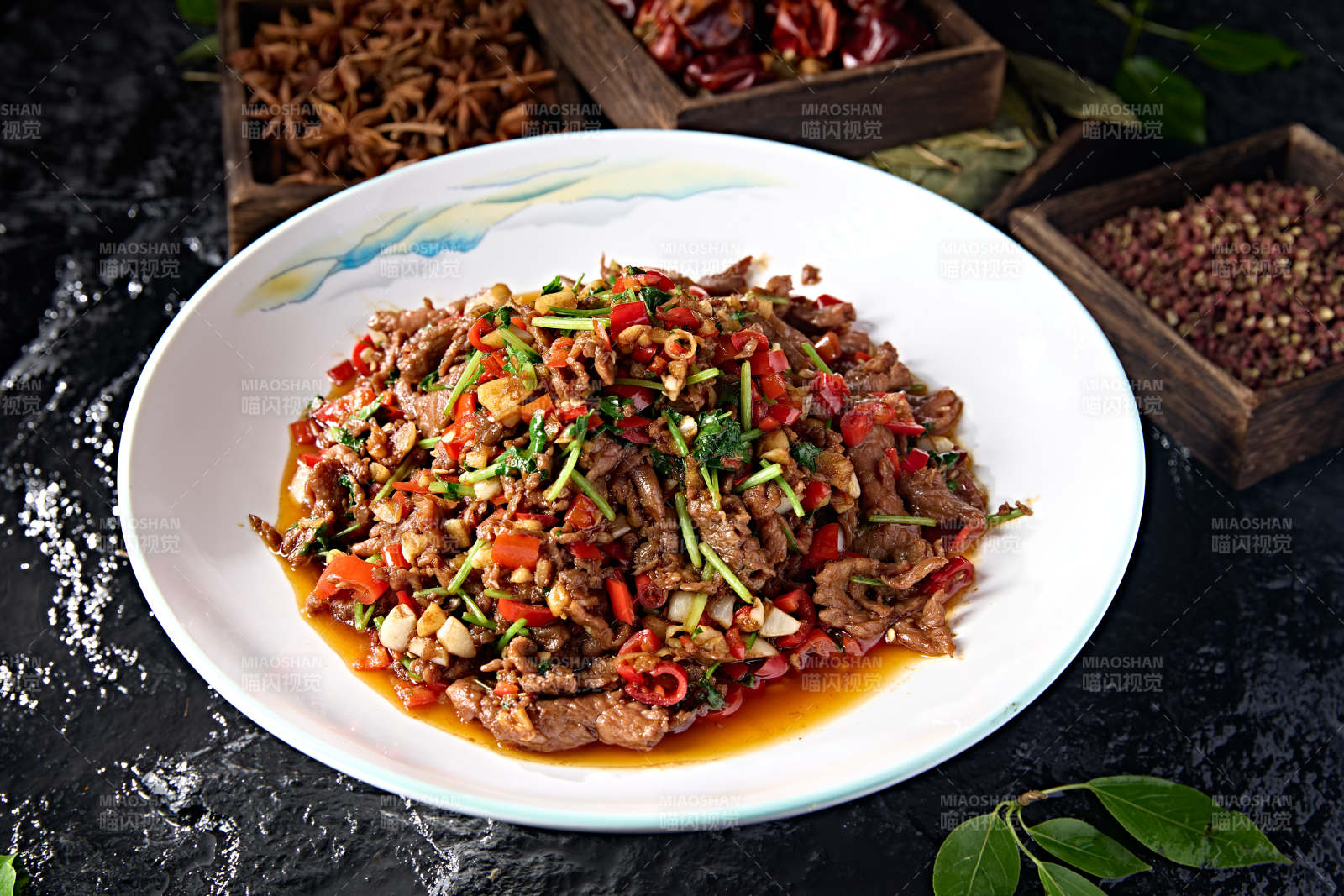 湘菜小炒蒜香剁椒小炒黃牛肉