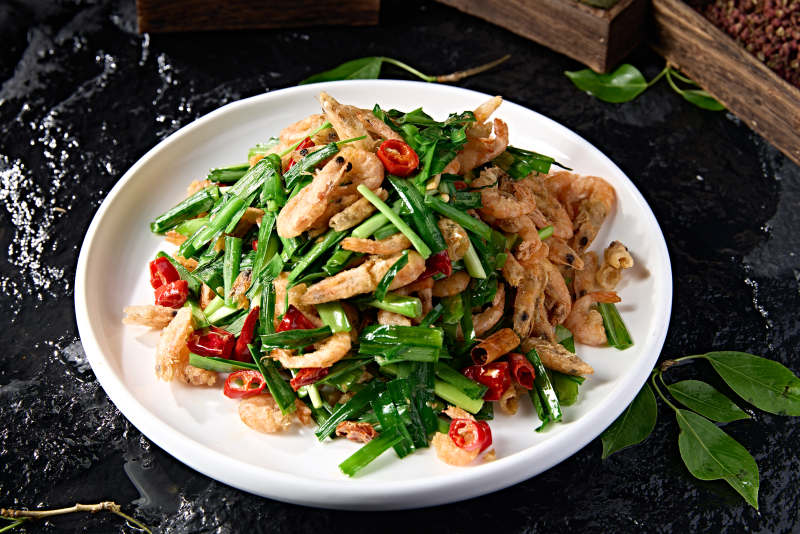 中餐美食香辣韭菜炒河虾