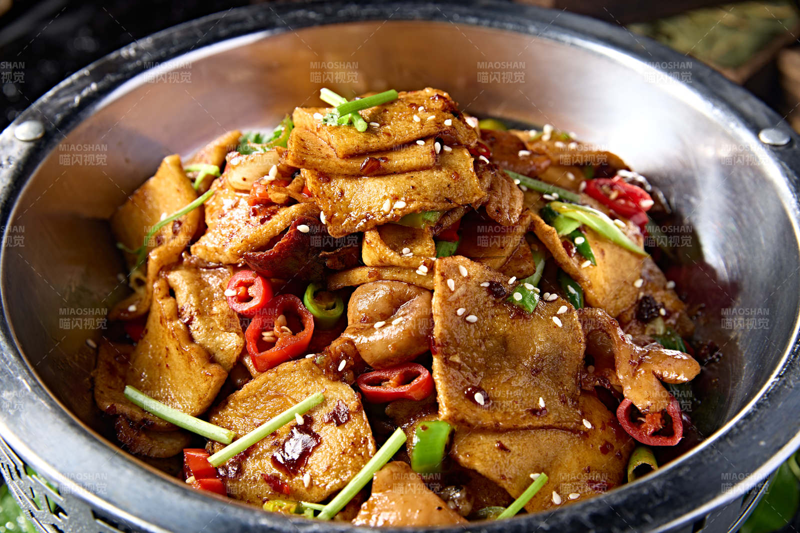 锅仔香辣豆豉肥肠千页豆腐