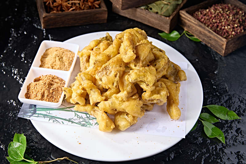 中餐美食裹面油炸平蘑菇