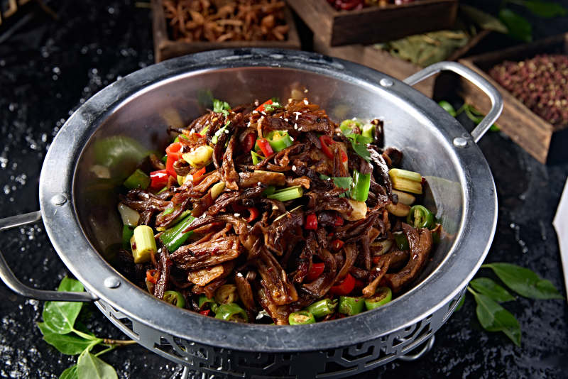 香辣蒜子蒜苗茶树菇