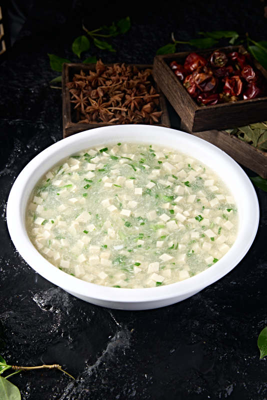 中餐美食葱香蛋花豆腐羹