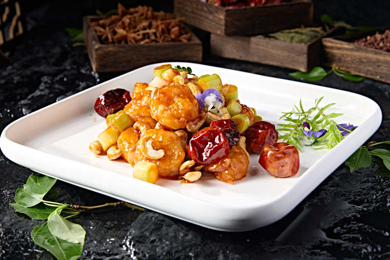 中餐美食川味宫保大虾球