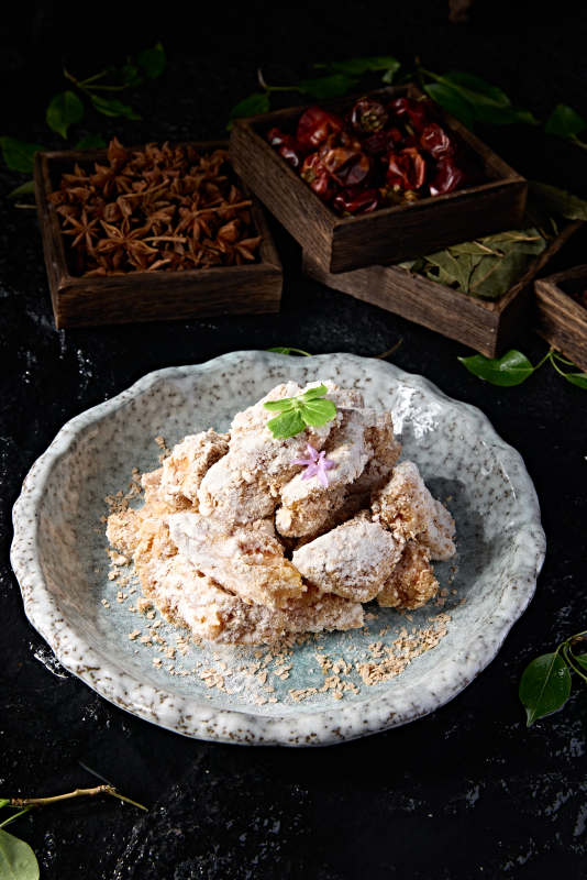 中餐美食糖霜麦片焗红薯块