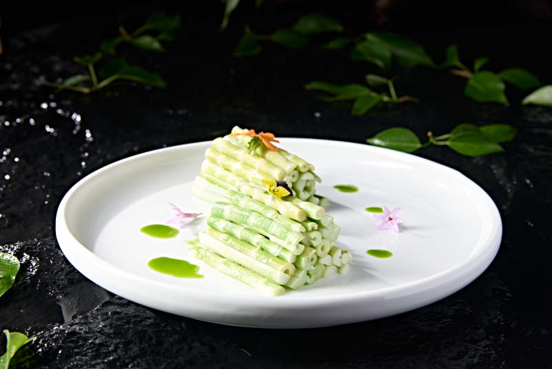 精美凉菜盐水笋尖